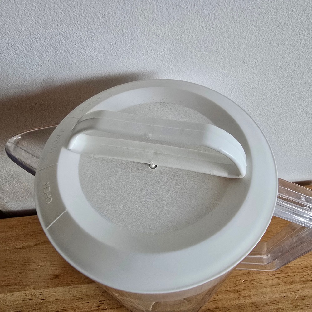 Pampered Chef 2 Qt Quick Stir N Mix Pitcher Clear White Checkerboard Kitchen - Picture 3 of 5